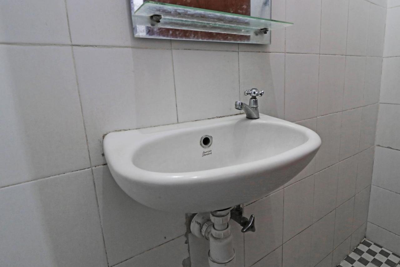 Borneo Hostel Cakarta Dış mekan fotoğraf